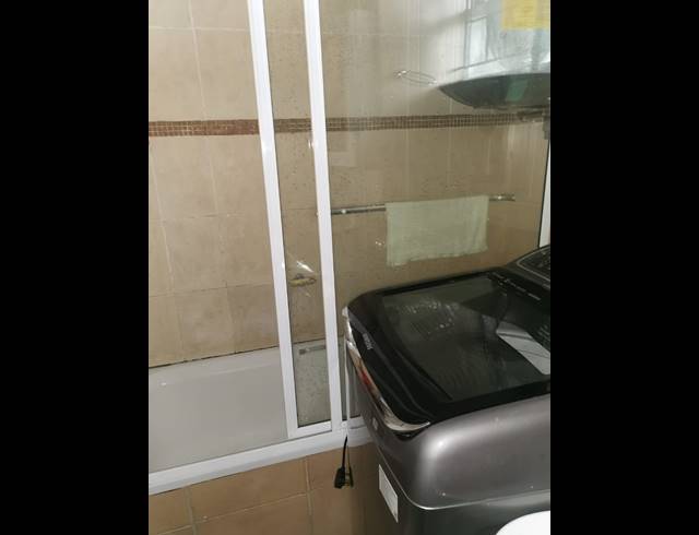 2 BEDROOM FLAT FOR SALE IN WINDERMERE